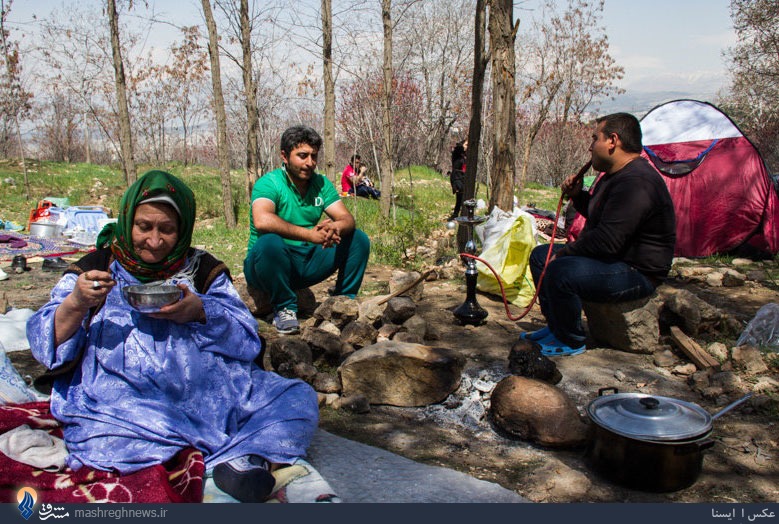 از علت افزایش دختران سیگاری تا قل قل نازایی در پارک