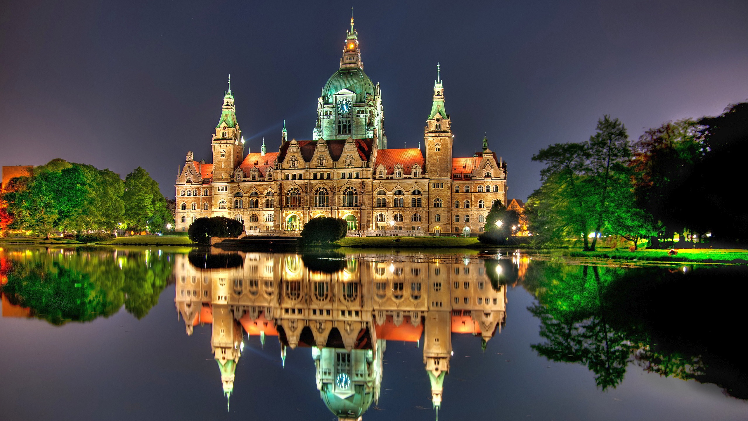 عکس قصر CITY HALL HANNOVER