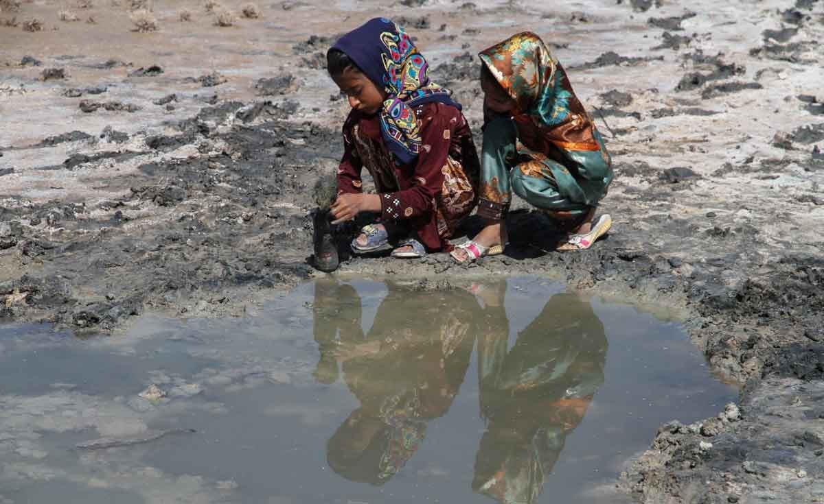 رقابت مجسمه‌های عجیب در نمکزار نهبندان