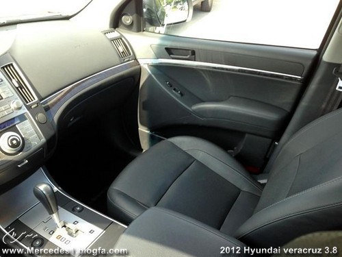 2012_Hyundai_Veracruz_Mercedes1_blogfa_c